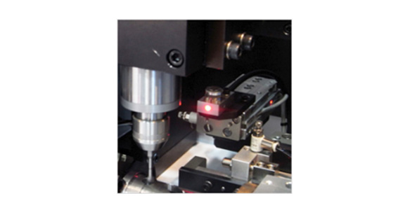 以μm等級檢測工具的磨耗，提升加工精度